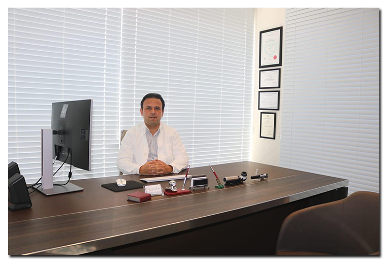 Dermatologist: Dr Charis Lazarou Logo